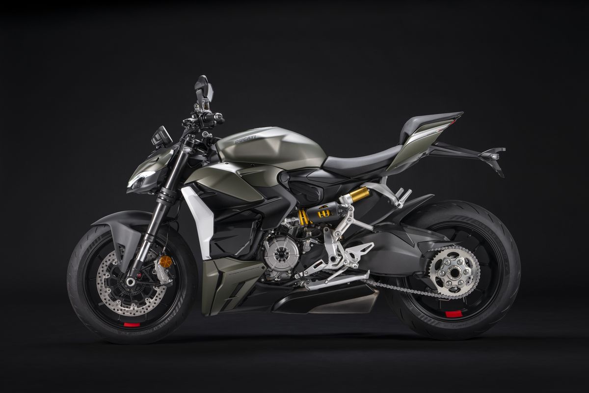 Nuevo color para la Ducati Streetfighter V2