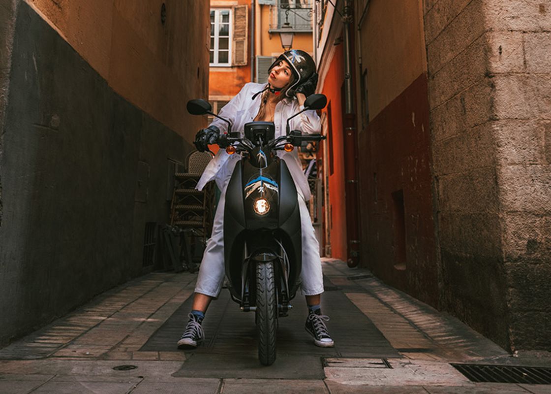 Comienza la ‘Black Friday Week’ de Peugeot Motocycles
