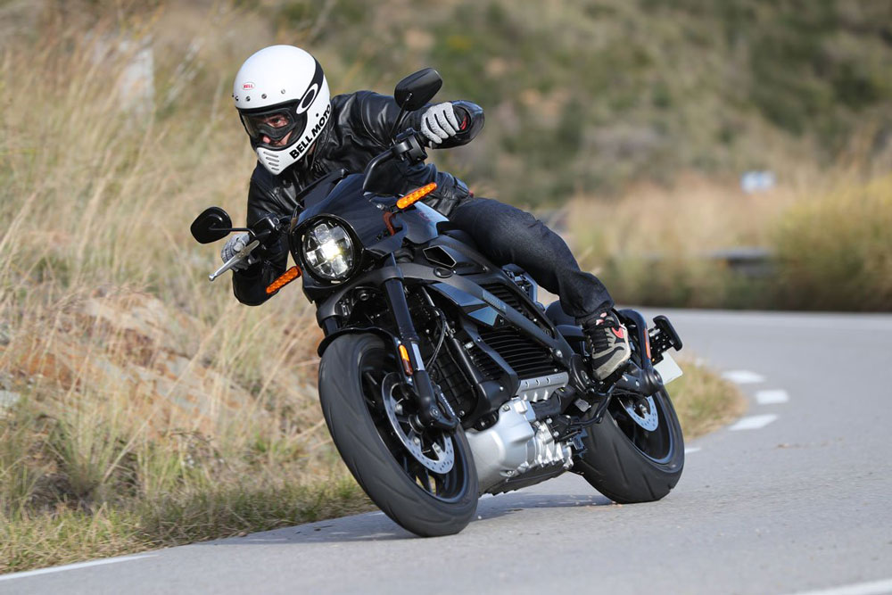 Plan Moves III: ahorra 1.300 euros en tu moto eléctrica Plan Moves III: ahorra 1.300 euros en tu moto eléctrica