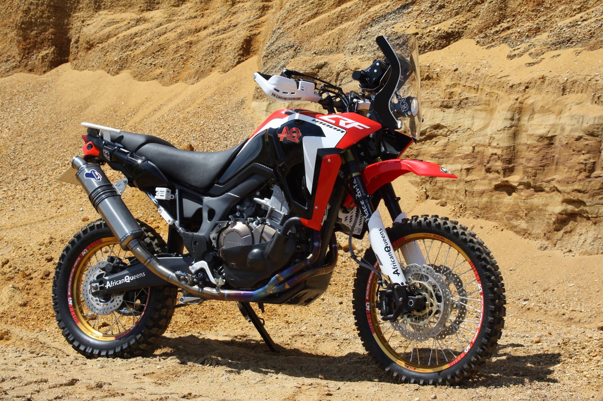 Preparación Honda Africa Twin por Africa Queens