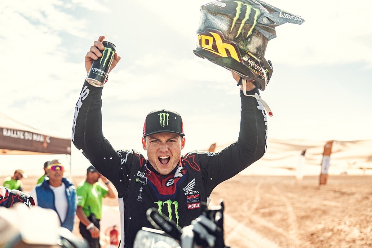 Tosha Schareina y Edgar Canet firman una jornada histórica en el Rally de Marruecos 2025
