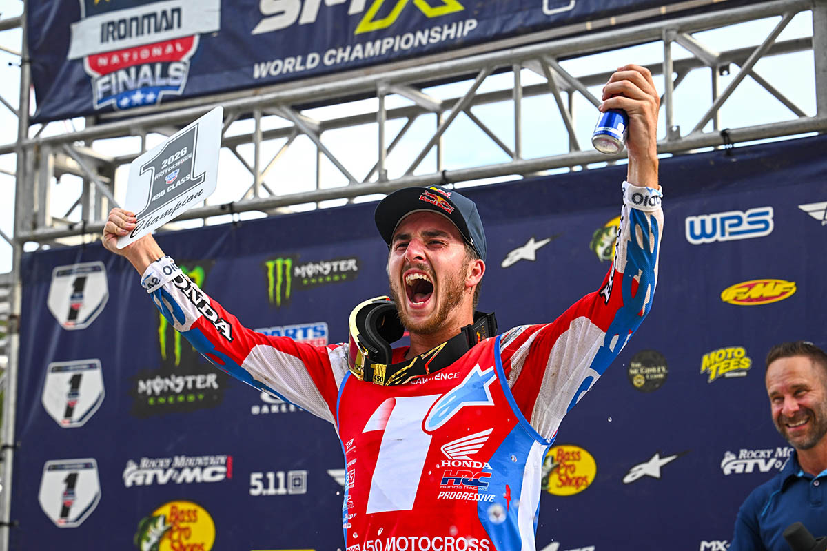 Hunter Lawrence conquista su primera corona 450 en una batalla que terminó en familia