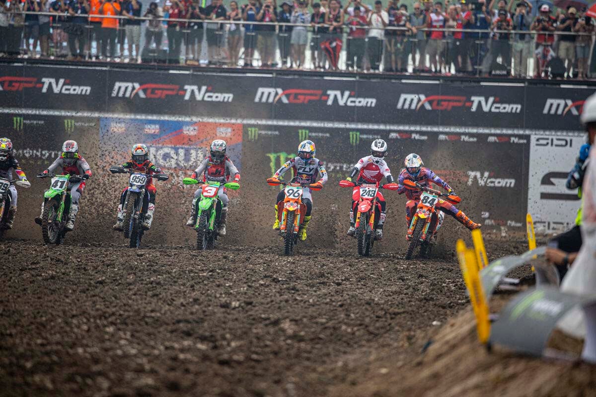 Herlings arrasa en Shanghái y Honda celebra con Gajser y Fernández el podio del MXGP de China