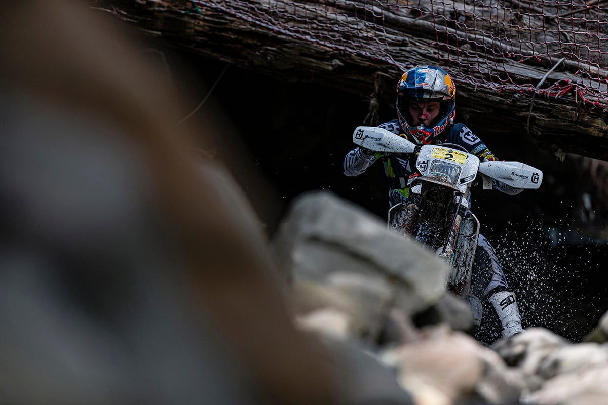 Billy Bolt se asegura la victoria en el Abestone Hard Enduro