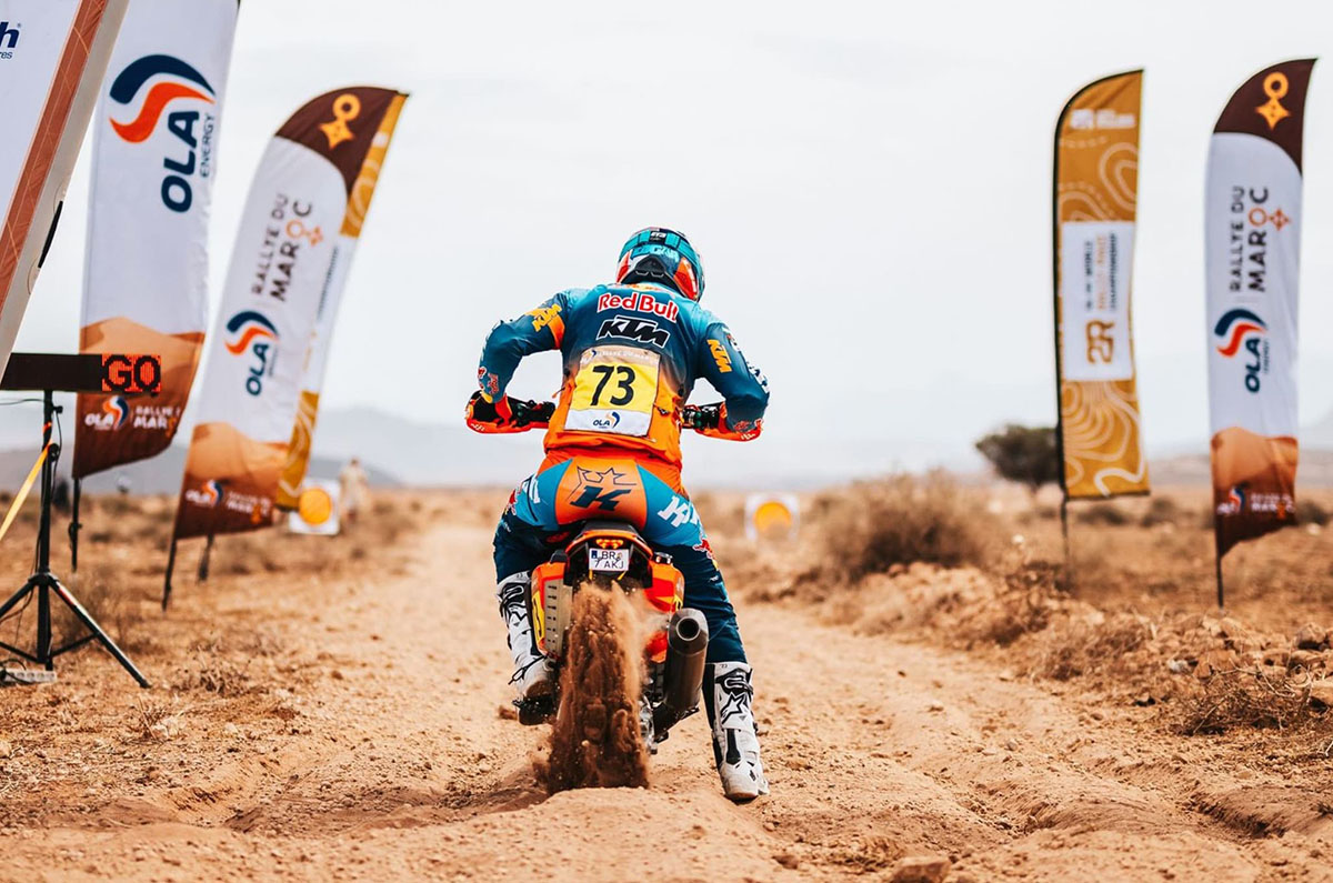 Rally de Marruecos. Etapa1: Canet remonta hasta el podio