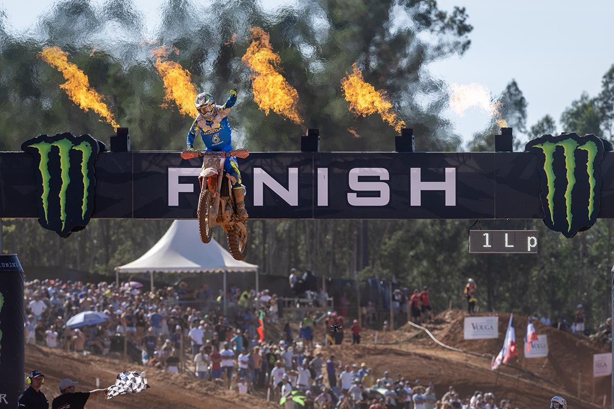 Herlings frena a Coenen en Águeda y Farrés firma un pleno