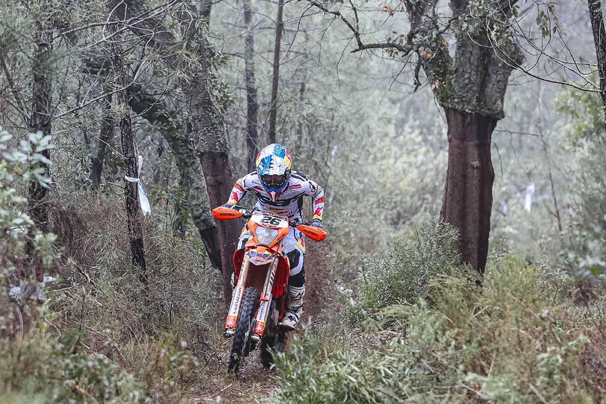 Josep García sigue invicto tras firmar otro doblete en Valdecaballeros