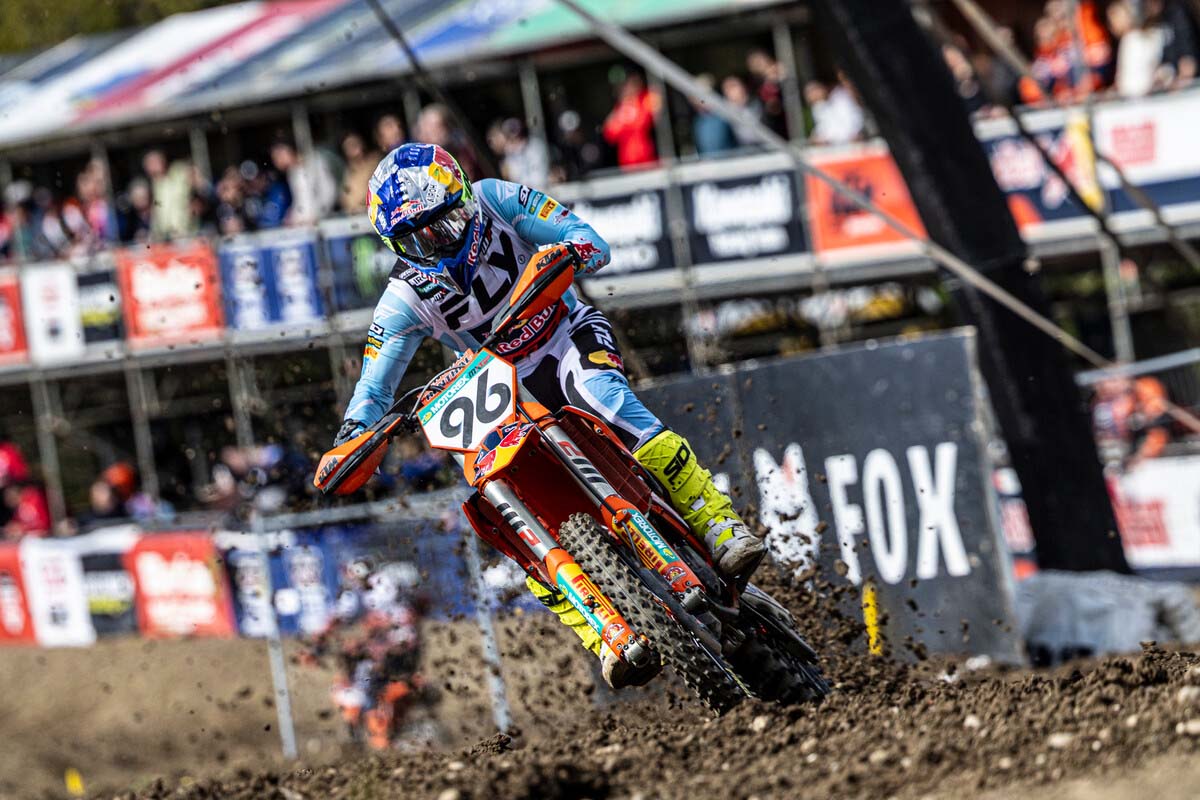 Red Bull KTM arrasa en el MXGP de Suiza