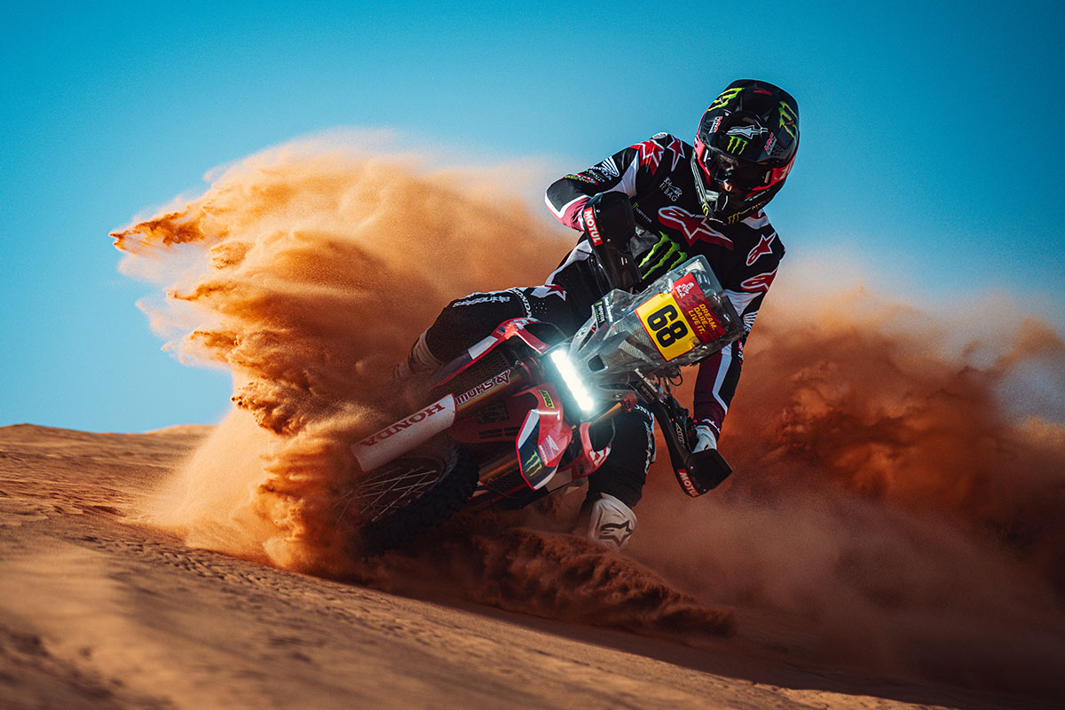 Tosha Schareina encabeza un Monster Energy Honda HRC reforzado para conquistar el Mundial de Rally-Raid 2026Tosha Schareina encabeza un Monster Energy Honda HRC reforzado para conquistar el Mundial de Rally-Raid 2026Tosha Schareina encabeza un Monster Ene