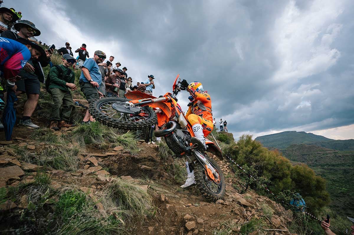 Lettenbichler y Bolt cierran 2025 en lo más alto en una temporada histórica para KTM y Husqvarna