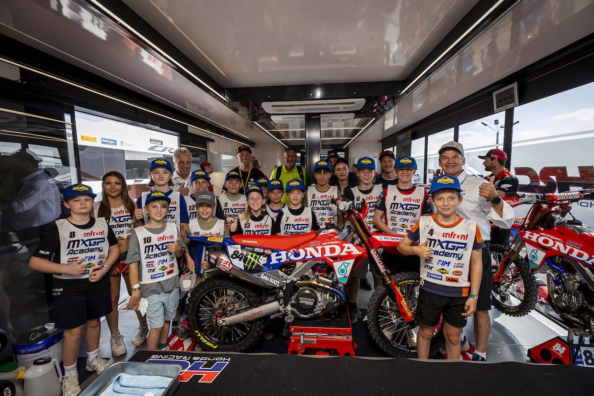 Así se forman los pilotos que sueñan con llegar al Mundial de MXGP