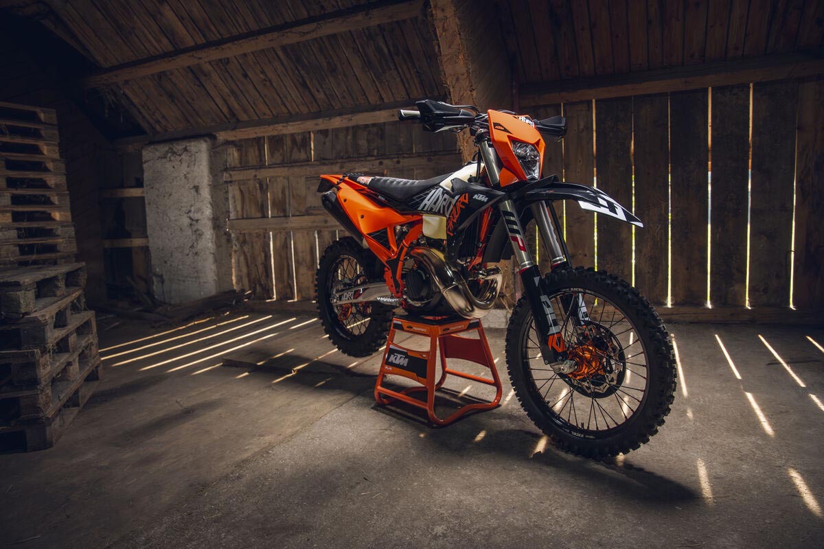 KTM 300 EXC HARDENDURO 2027: preparada para atacar el infierno