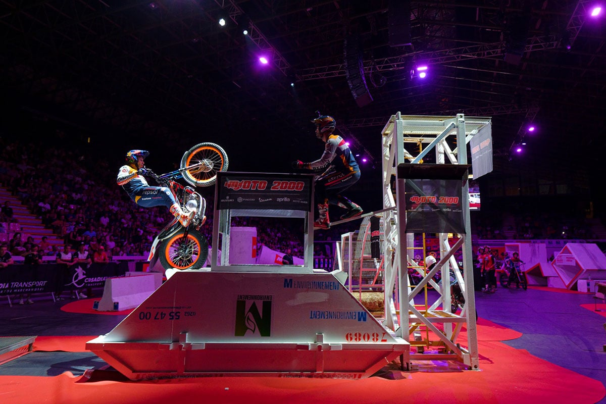 Toni Bou mantiene el liderato del Mundial de X-Trial tras una exigente final en Isla Reunión