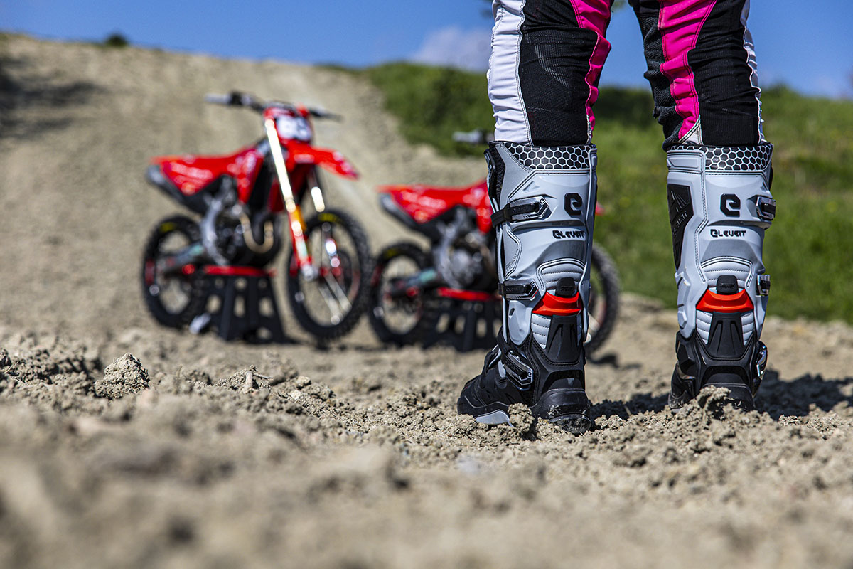 Eleveit renueva su bota más avanzada para seguir dominando el off-road