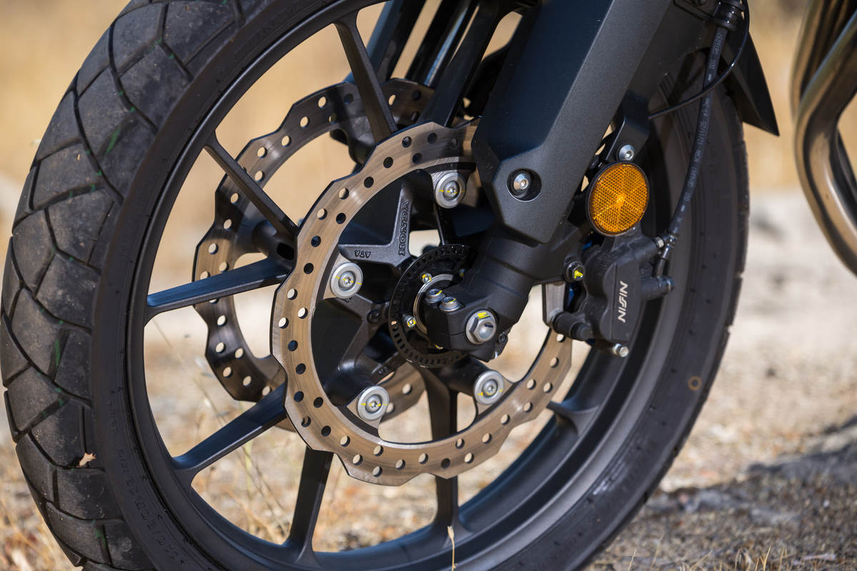 Honda NX 500 2026 E-Clutch: la trail para carnet A2 más fácil Honda NX 500 2026 E-Clutch: la trail para carnet A2 más fácil