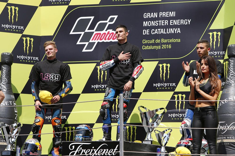 Victoria de Jorge Navarro sobre Brad Binder en el Gran Premio de Cataluña