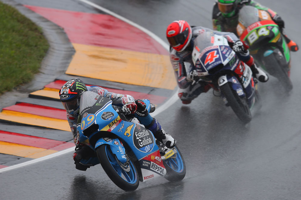 Jorge Navarro, por delante de Binder en el GP de Alemania