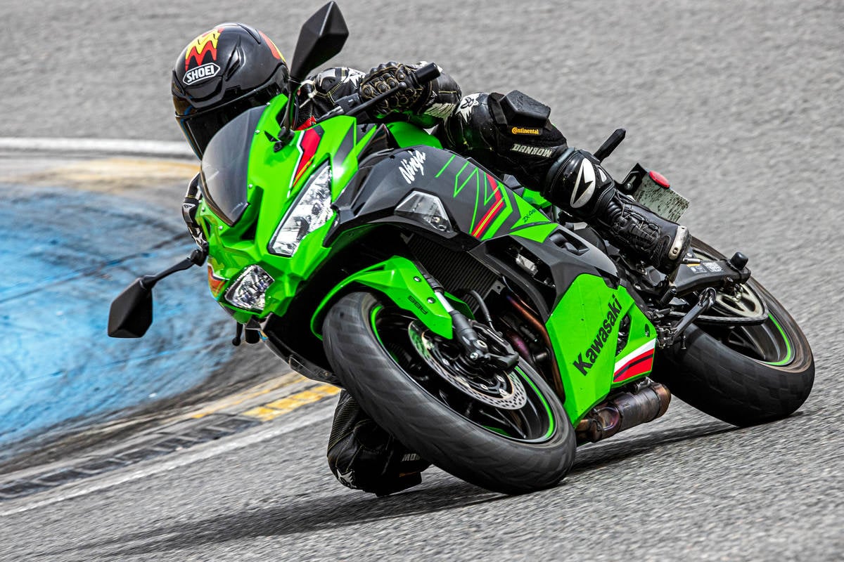 Prueba Kawasaki ZX4 RR 2024: para corazones fuertes Prueba Kawasaki ZX4 RR 2024: para corazones fuertes
