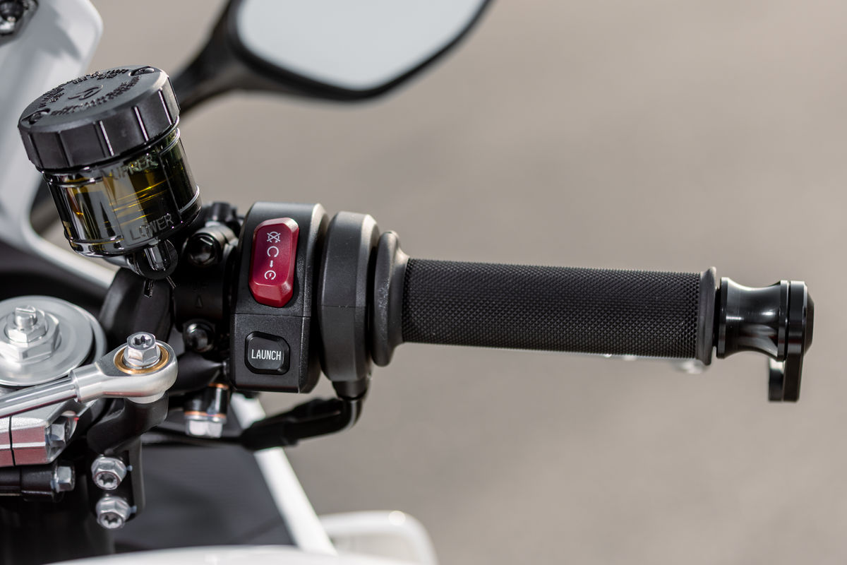 KOVE 350 RR y 450 RR: deportivas de bolsillo ideales para cualquier edad KOVE 350 RR y 450 RR: deportivas de bolsillo ideales para cualquier edad