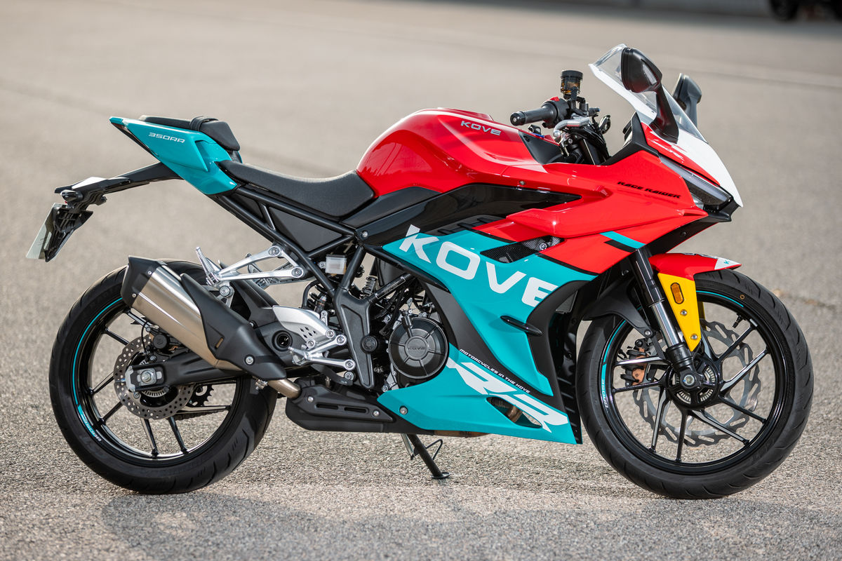KOVE 350 RR y 450 RR: deportivas de bolsillo ideales para cualquier edad
