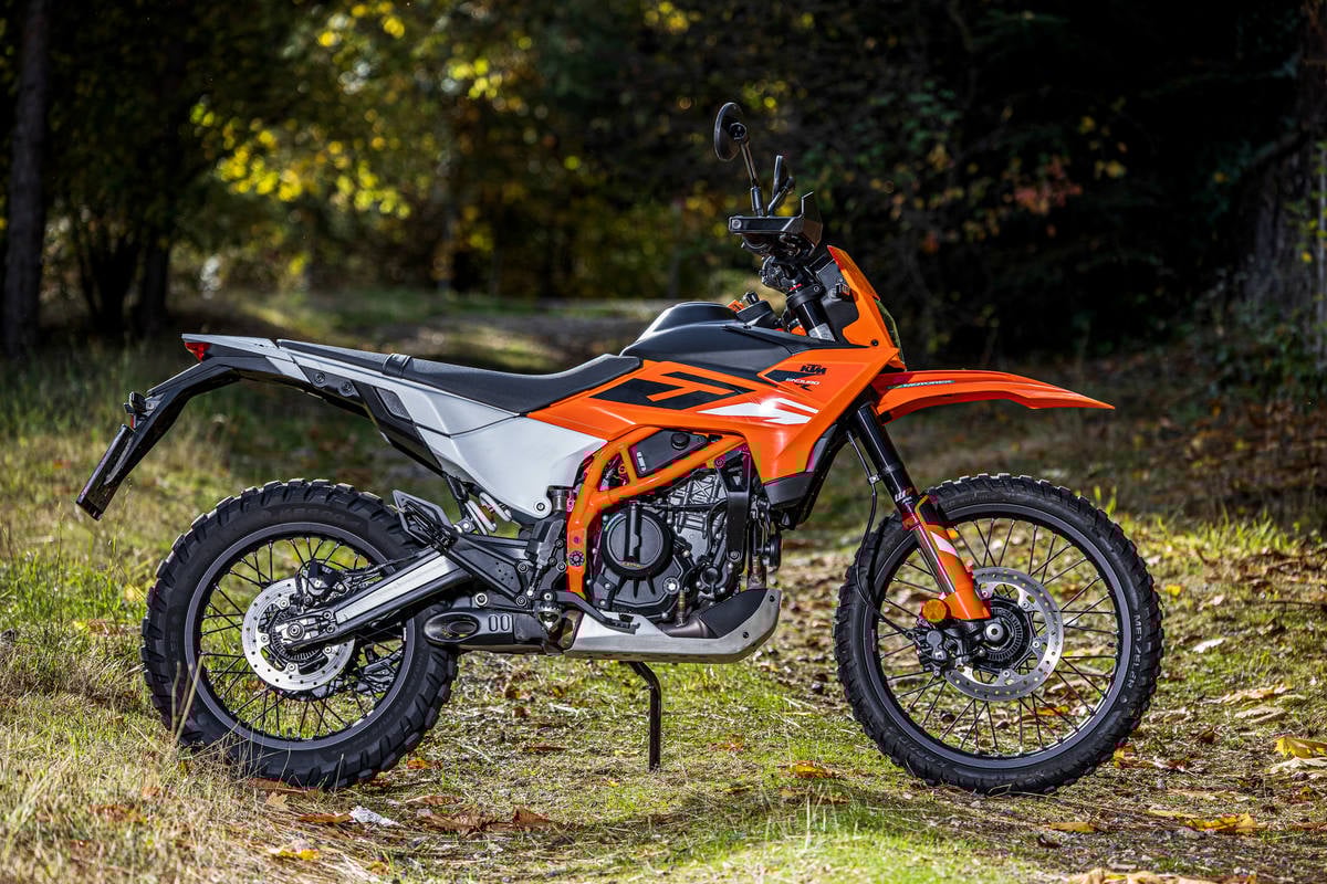 Prueba KTM 390 Enduro R: la trail ligera para A2 que cumple con casi todo