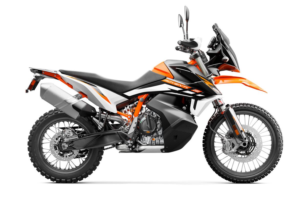 KTM 890 Adventure R: más madera
