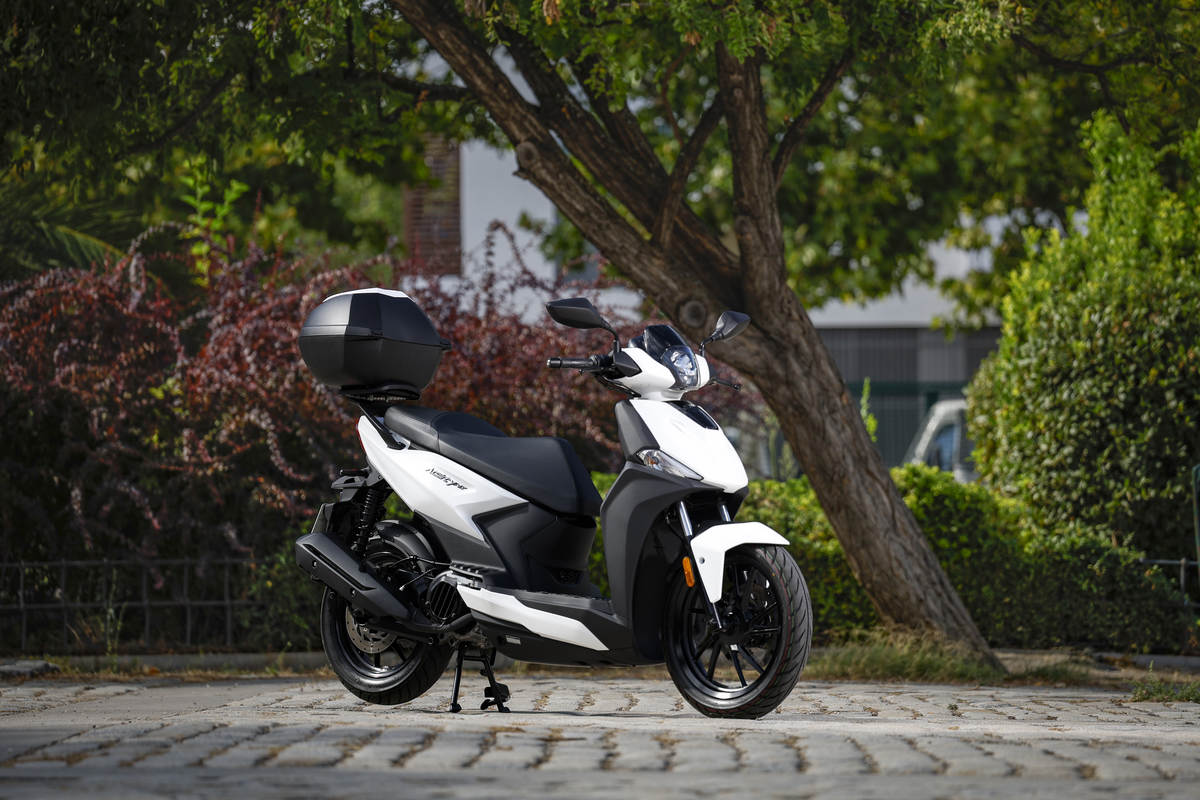 KYMCO Agility NX 125 2026: nueva generación con ABS por 2490 euros