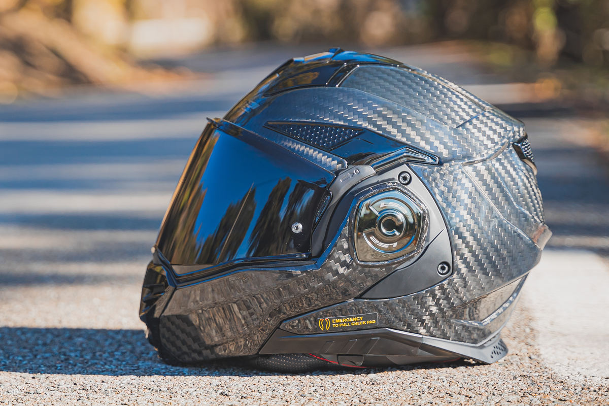 Las 5 claves del casco modular LS2 Advant X Carbon