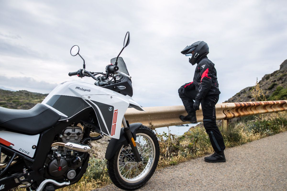 Malaguti Dune 125, una moto trail para el carnet B