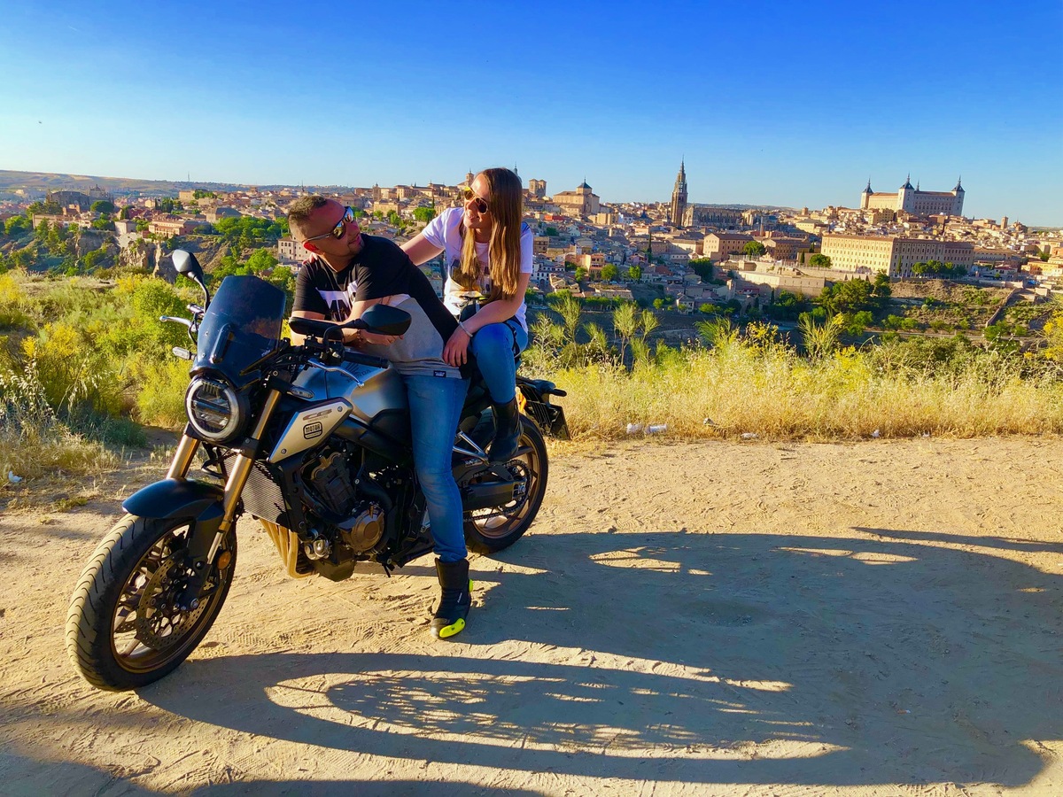 Tu opinión cuenta: ¿Viajar en moto? Mejor en pareja | Moto1Pro