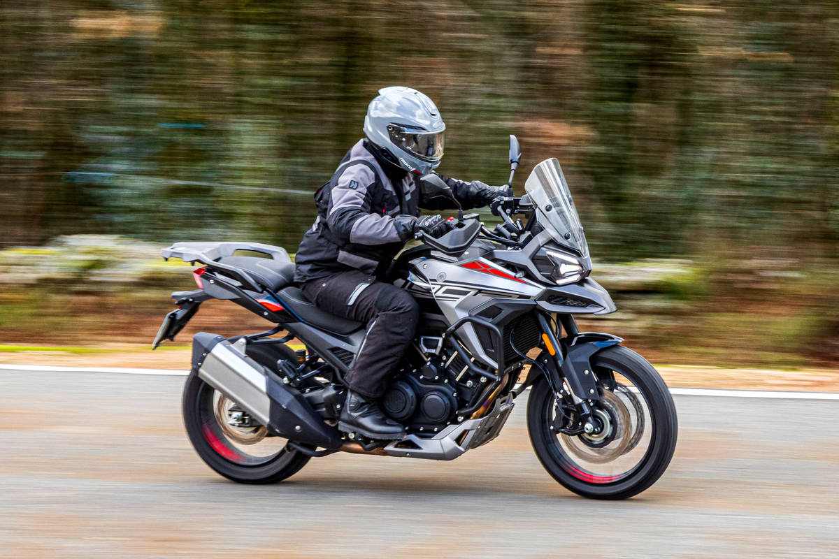 Prueba Morbidelli T1002VX: la refinada gran trail V2 china Prueba Morbidelli T1002VX: la refinada gran trail V2 china