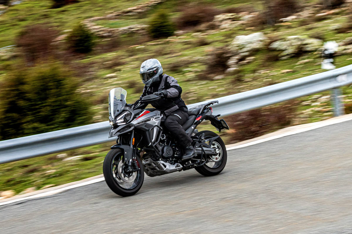 Prueba Morbidelli T1002VX: la refinada gran trail V2 china Prueba Morbidelli T1002VX: la refinada gran trail V2 china