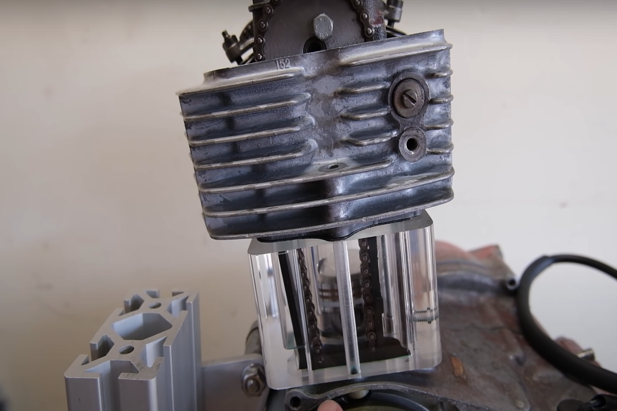Descubre cómo funciona un motor por dentro (vídeo)
