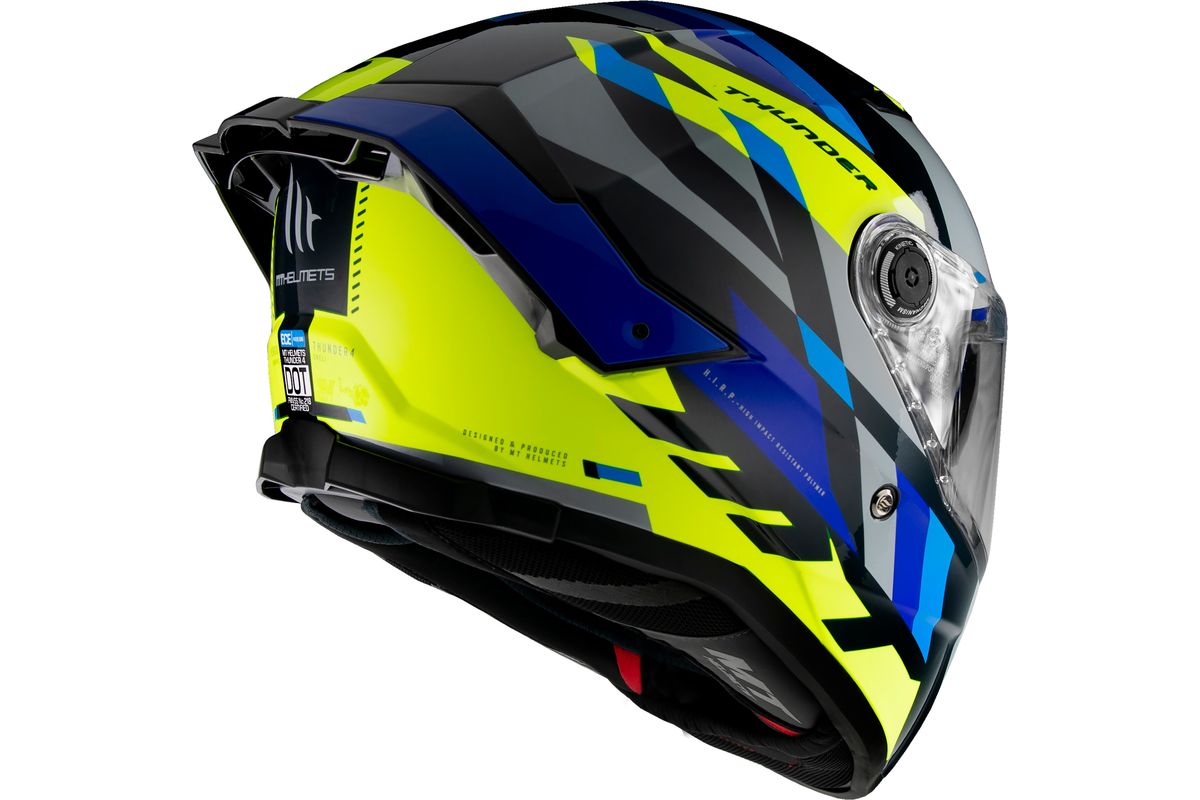 MT Helmets lanza Thunder 4 SV, un nuevo casco “born in Spain”