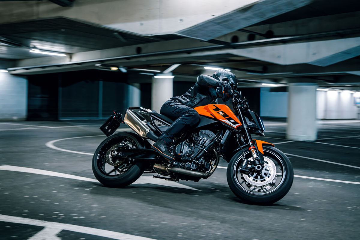 KTM 790 Duke 2027: renovada, más ligera y más precisa KTM 790 Duke 2027: renovada, más ligera y más precisa