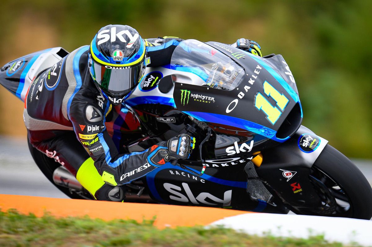 Nicolo Bulega durante los entrenamientos del viernes del GP de República Checa Nicolo Bulega durante los entrenamientos del viernes del GP de República Checa