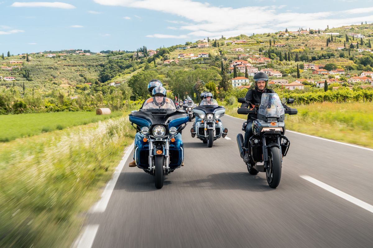 European H.O.G 2022: miles de Harley recorren Eslovenia