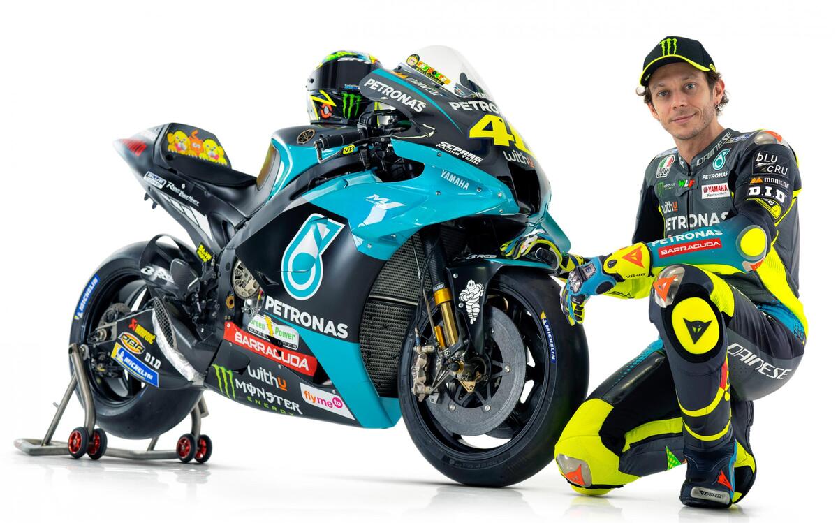 Presentación del Yamaha Petronas SRT: Nuevos colores para Valentino Rossi Presentación del Yamaha Petronas SRT: Nuevos colores para Valentino Rossi