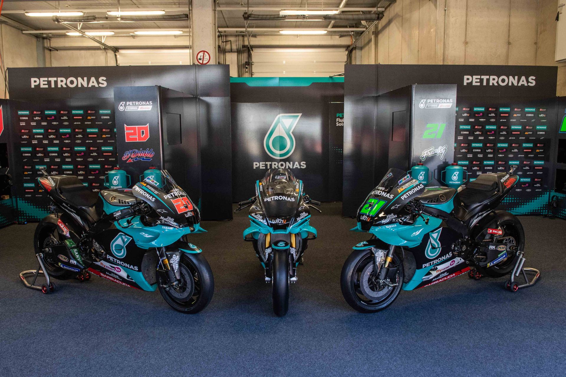 R1 Edición Especial Petronas, réplica de una MotoGP para calle