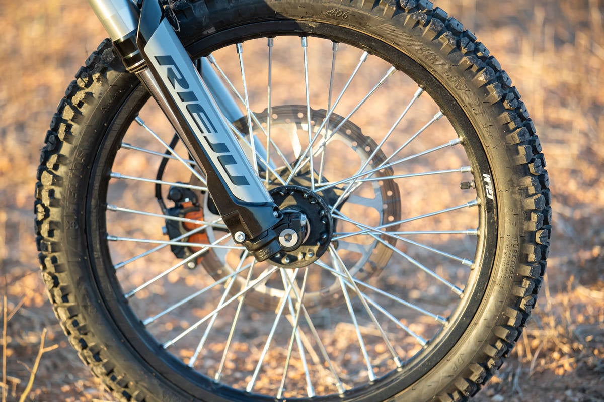 Prueba Rieju Aventura Rally 307: ¿el unicornio en trail ligeras?