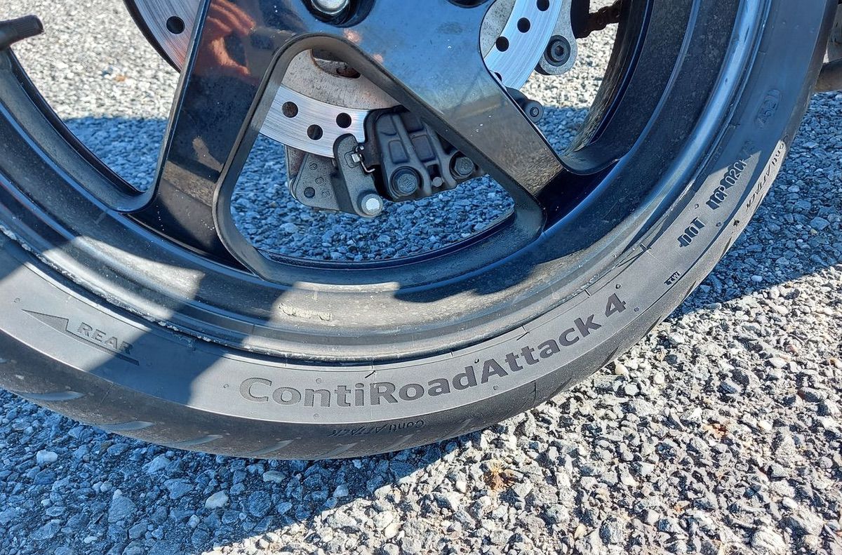 Prueba: neumáticos Continental ContiRoad Attack 4