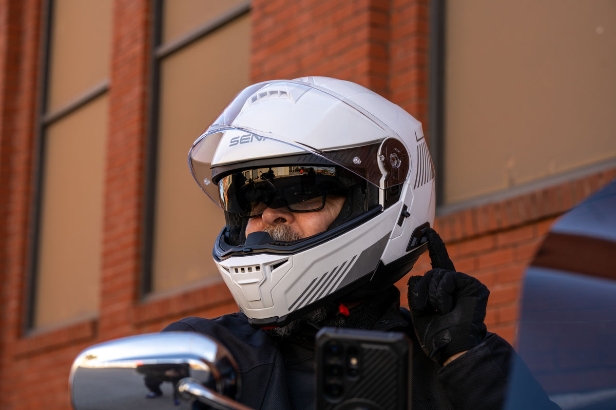 Sena Specter: el casco modular conectado e inteligente