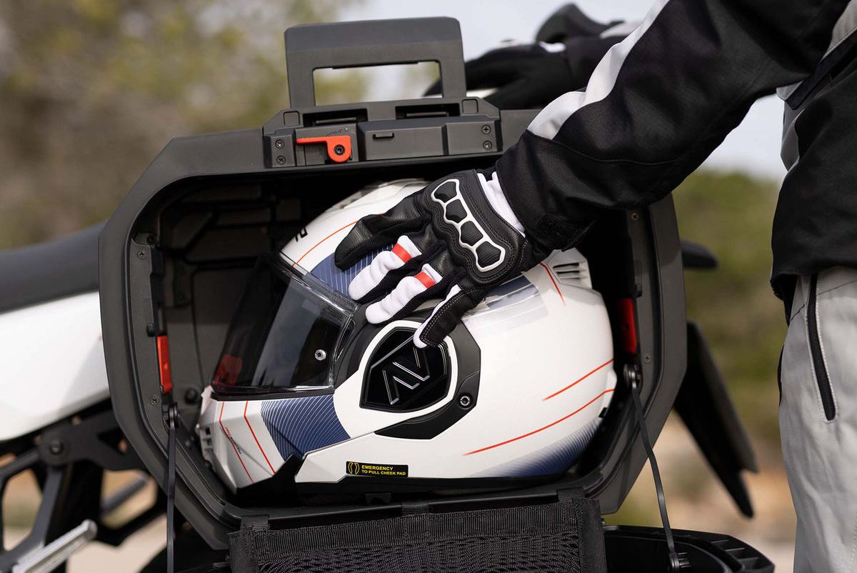 SHAD lanza las innovadores maletas SH38X Expandable