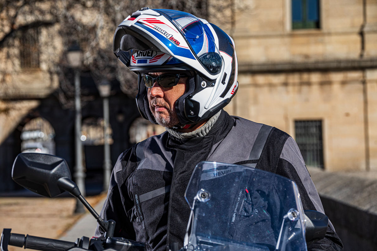 Prueba casco modular Shoei Neotec 3: sigue la saga Prueba casco modular Shoei Neotec 3: sigue la saga