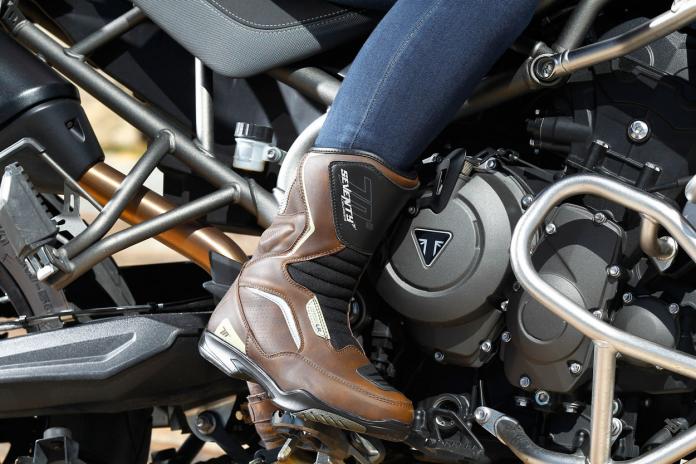 Botas de moto Seventy Degrees Touring SD-BT2 y SD-BT3 | Moto1Pro