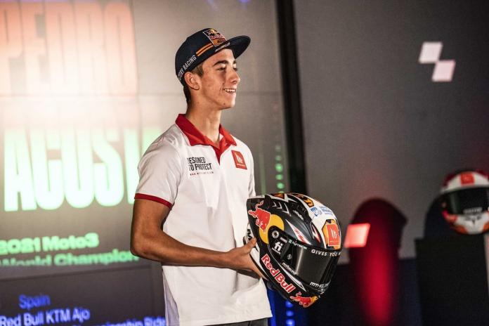 Casco MT Helmets KRE+, el casco de Pedro Acosta. Precio y opiniones ·  Motocard