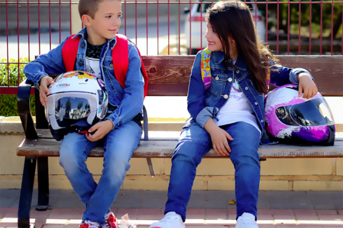 plataforma Ahorro Nuevo significado Cascos de moto infantiles: los mejores modelos del mercado | Moto1Pro