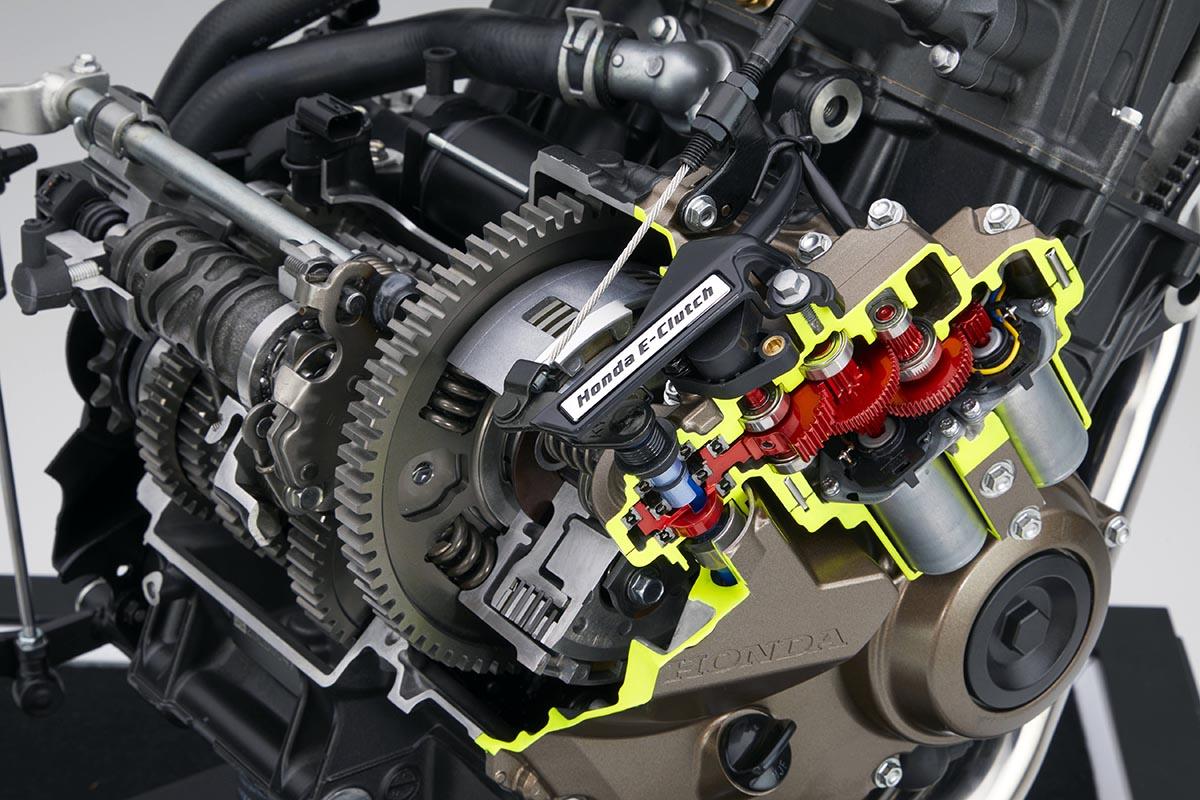Honda no quiere eliminar el embrague, quiere hacerlo más fácil: E-Clutch