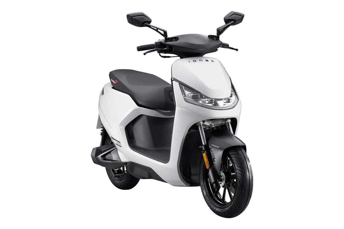 KYMCO electrificará las calles de nuestras ciudades con IONEX