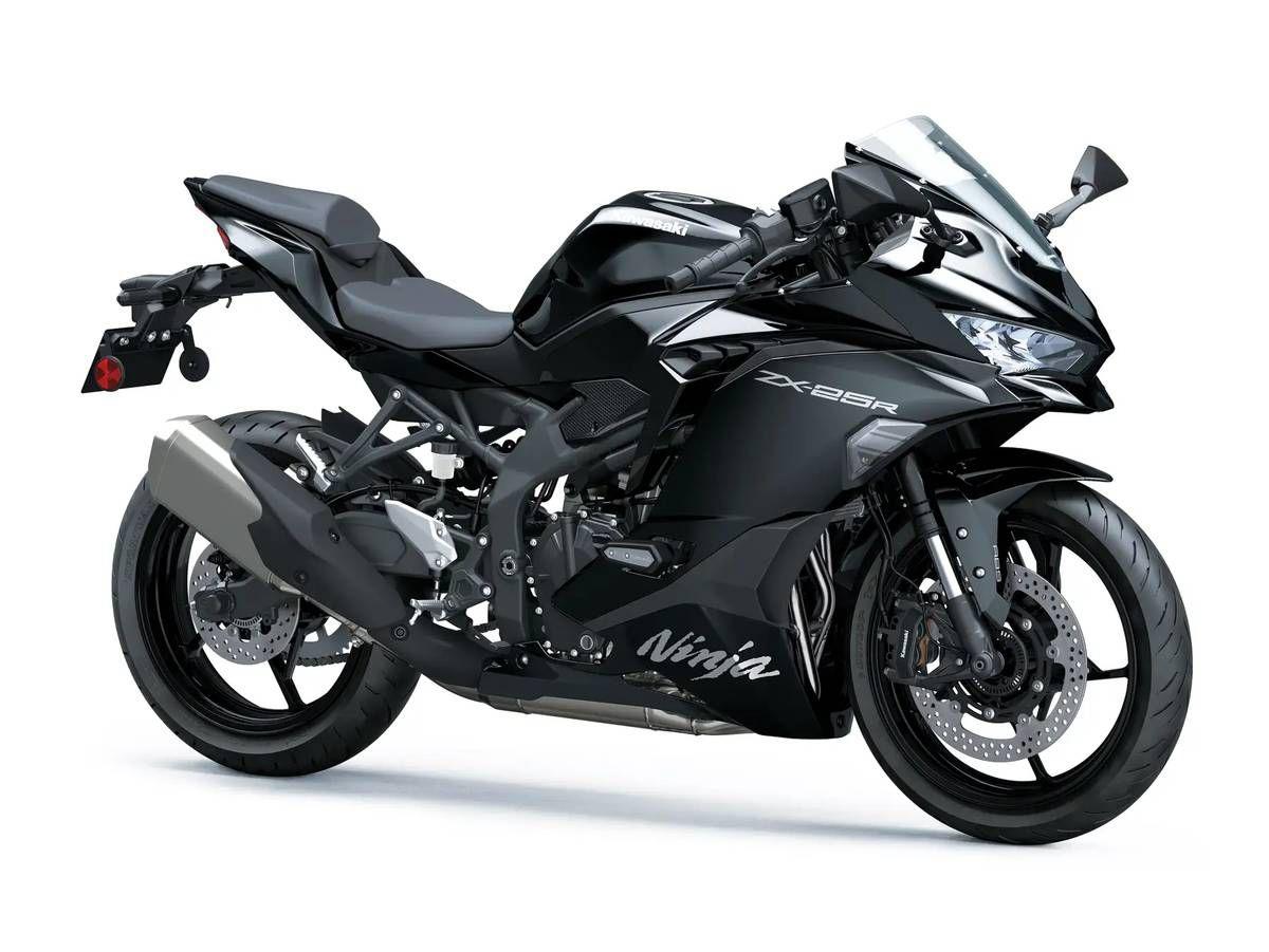 Kawasaki mantiene viva la tetracilíndrica Ninja ZX-25R, única en su especie